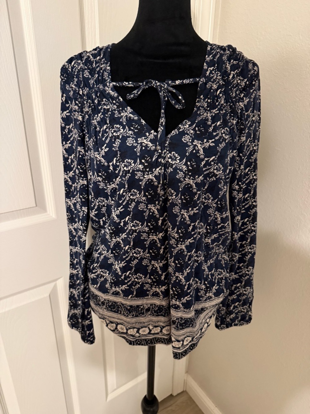 Lucky Brand Navy and White Floral Tie-Neck Blouse